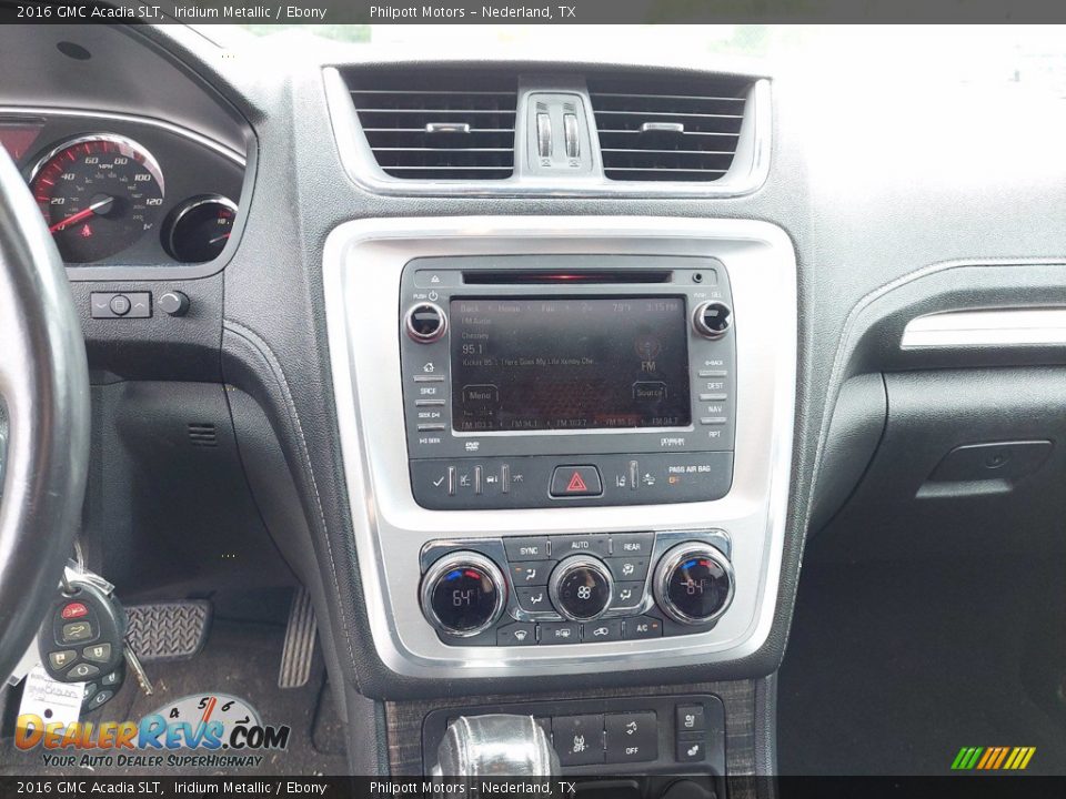 Controls of 2016 GMC Acadia SLT Photo #18