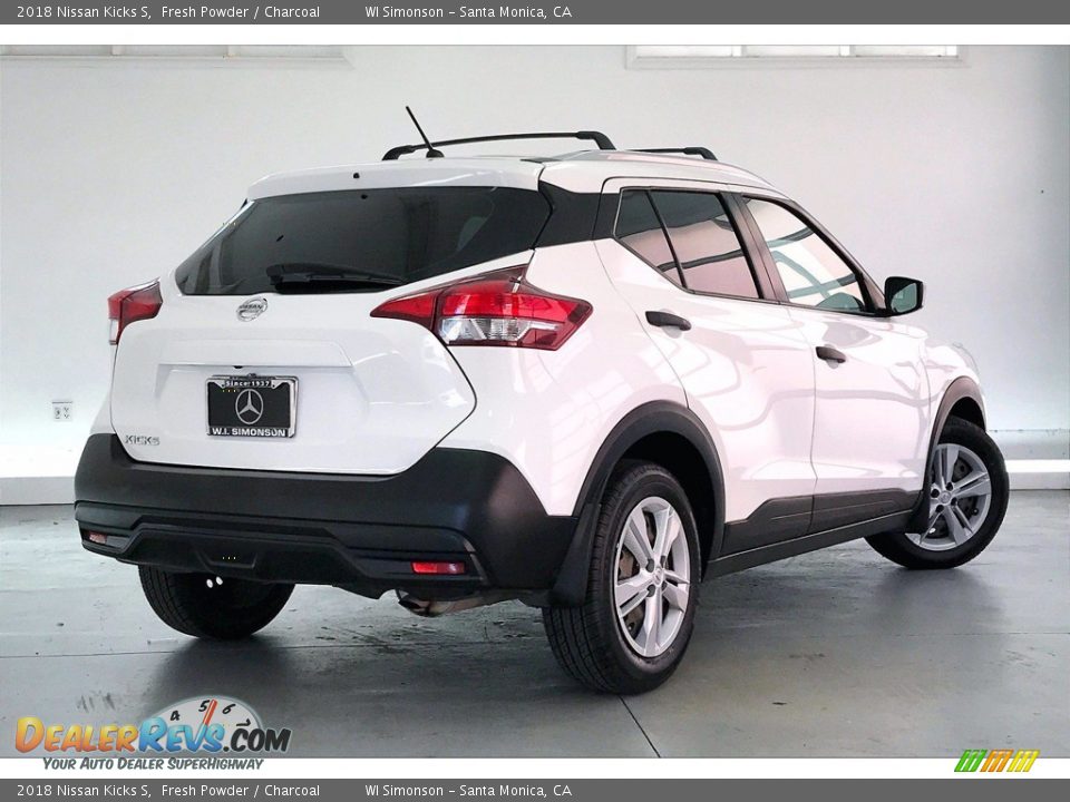 2018 Nissan Kicks S Fresh Powder / Charcoal Photo #13