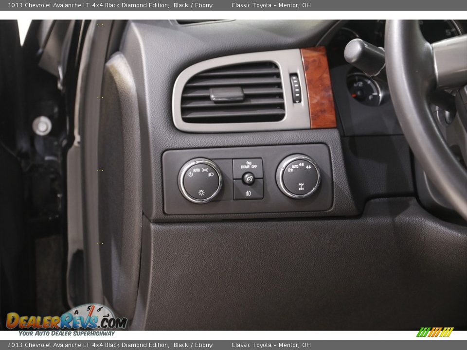 2013 Chevrolet Avalanche LT 4x4 Black Diamond Edition Black / Ebony Photo #7