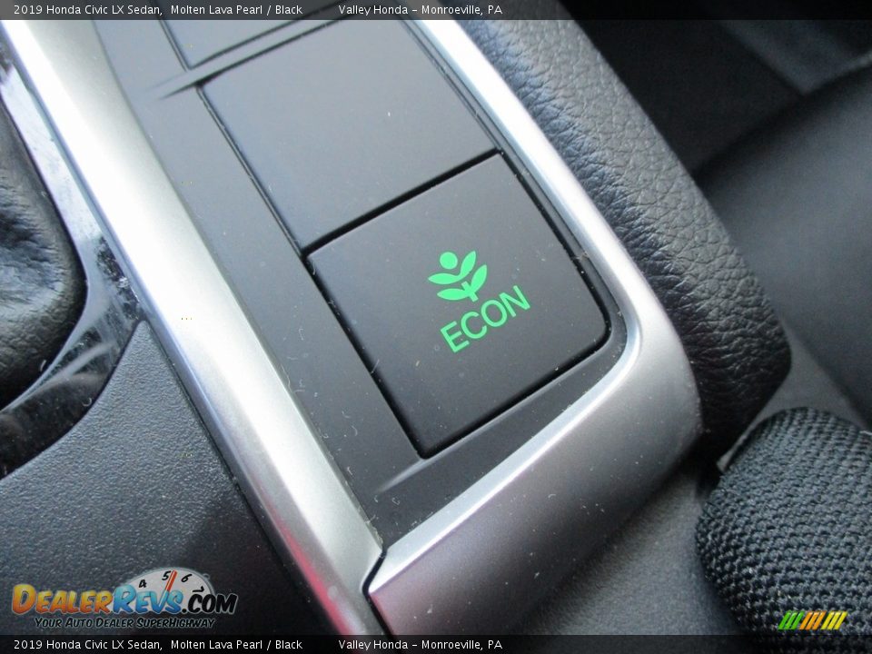 2019 Honda Civic LX Sedan Molten Lava Pearl / Black Photo #17
