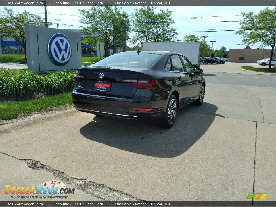 2021 Volkswagen Jetta SEL Deep Black Pearl / Titan Black Photo #2