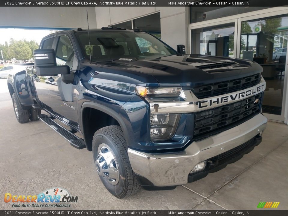 2021 Chevrolet Silverado 3500HD LT Crew Cab 4x4 Northsky Blue Metallic / Jet Black Photo #2