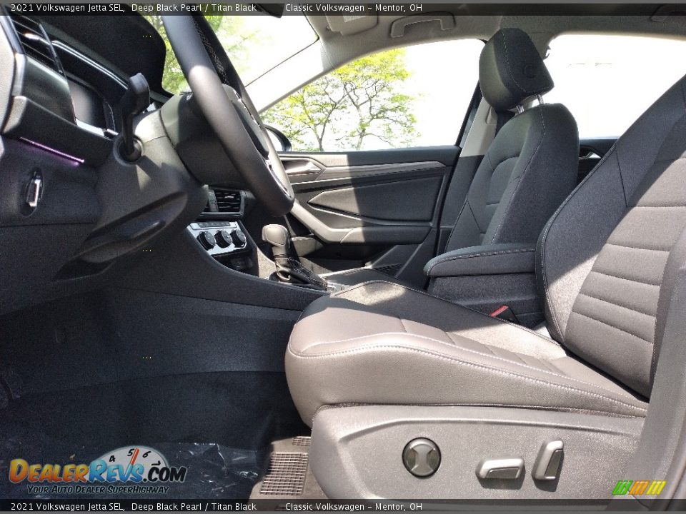 2021 Volkswagen Jetta SEL Deep Black Pearl / Titan Black Photo #4