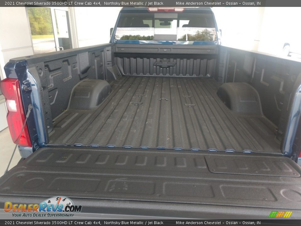 2021 Chevrolet Silverado 3500HD LT Crew Cab 4x4 Northsky Blue Metallic / Jet Black Photo #6