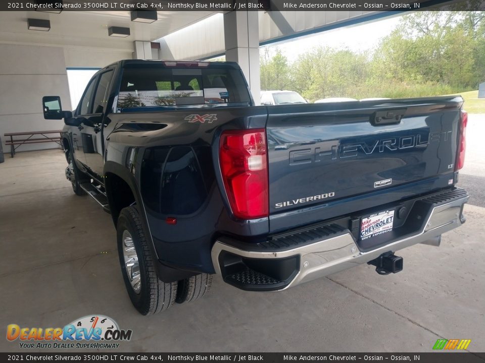 2021 Chevrolet Silverado 3500HD LT Crew Cab 4x4 Northsky Blue Metallic / Jet Black Photo #7