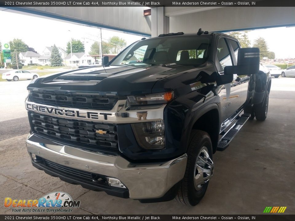 2021 Chevrolet Silverado 3500HD LT Crew Cab 4x4 Northsky Blue Metallic / Jet Black Photo #8