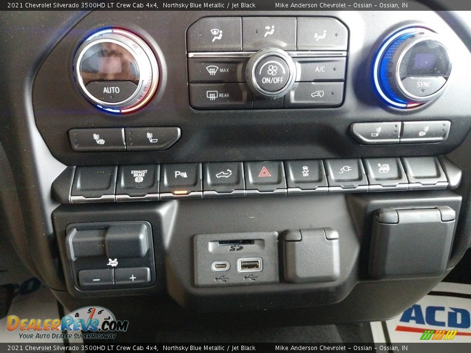2021 Chevrolet Silverado 3500HD LT Crew Cab 4x4 Northsky Blue Metallic / Jet Black Photo #33
