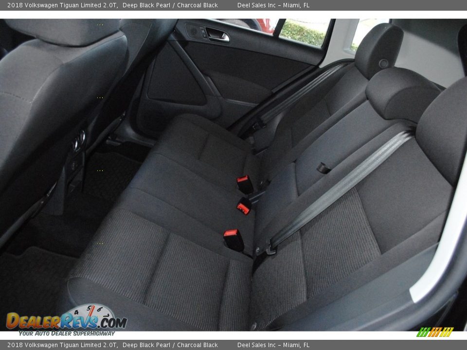 2018 Volkswagen Tiguan Limited 2.0T Deep Black Pearl / Charcoal Black Photo #12