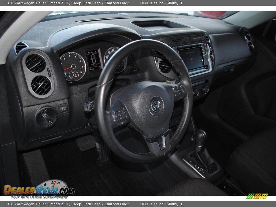 2018 Volkswagen Tiguan Limited 2.0T Deep Black Pearl / Charcoal Black Photo #15