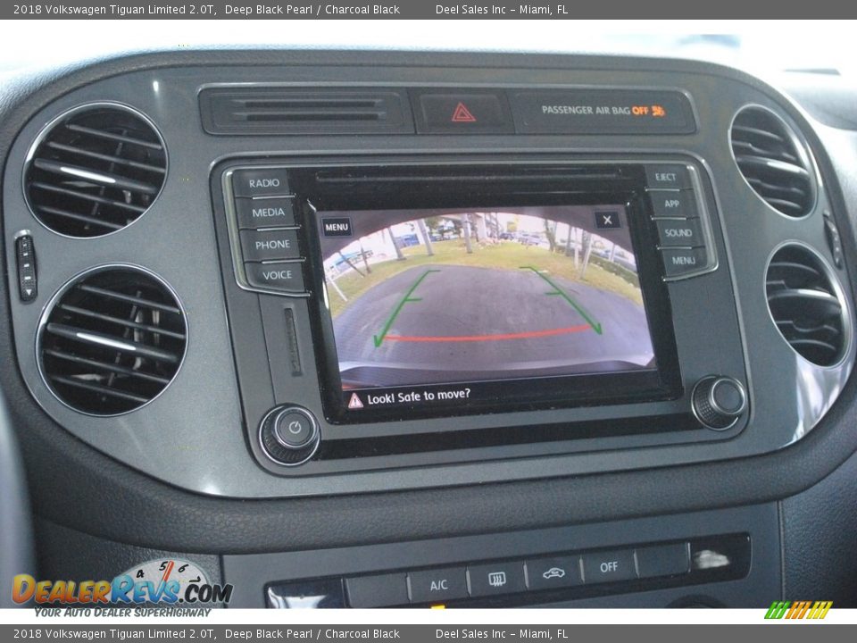 2018 Volkswagen Tiguan Limited 2.0T Deep Black Pearl / Charcoal Black Photo #16