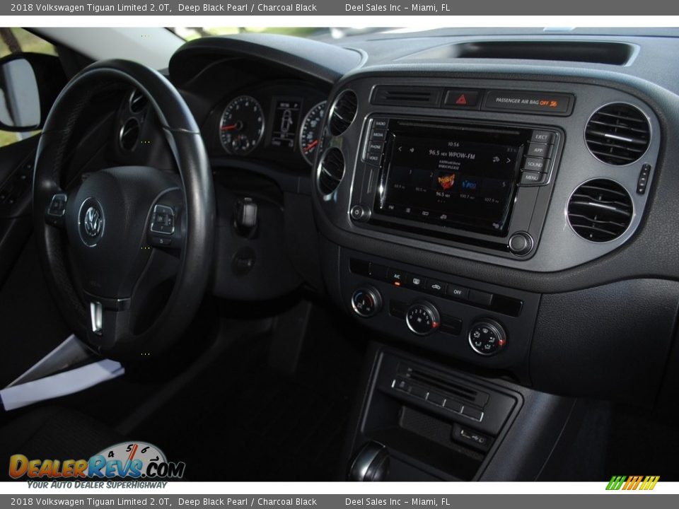 2018 Volkswagen Tiguan Limited 2.0T Deep Black Pearl / Charcoal Black Photo #19
