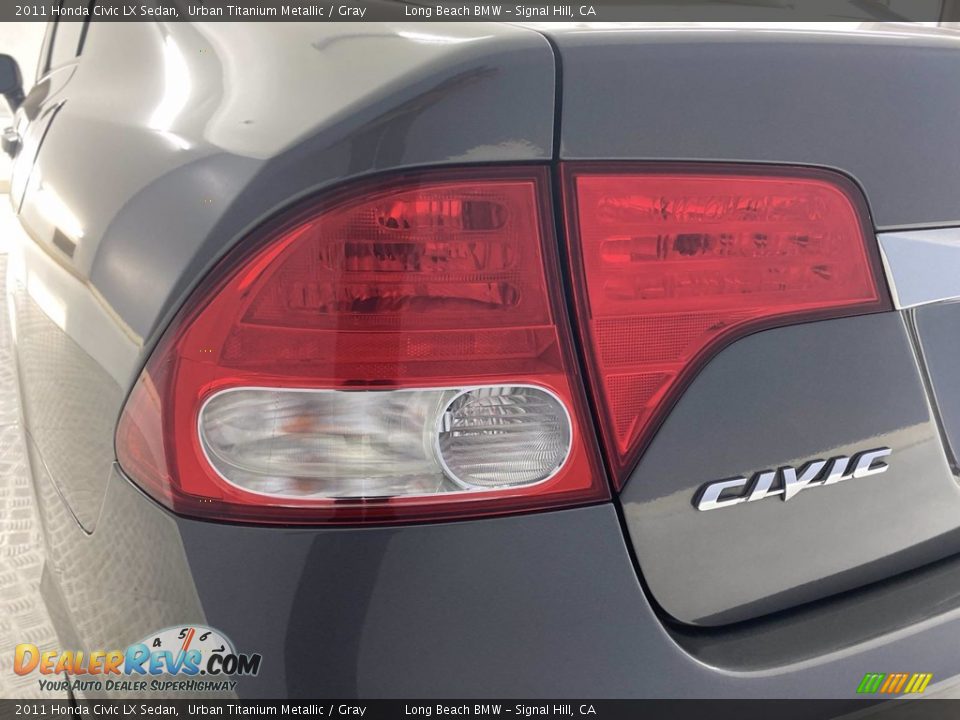 2011 Honda Civic LX Sedan Urban Titanium Metallic / Gray Photo #9