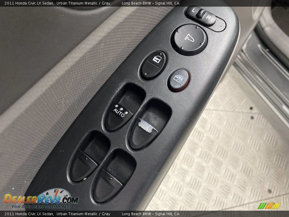 2011 Honda Civic LX Sedan Urban Titanium Metallic / Gray Photo #14