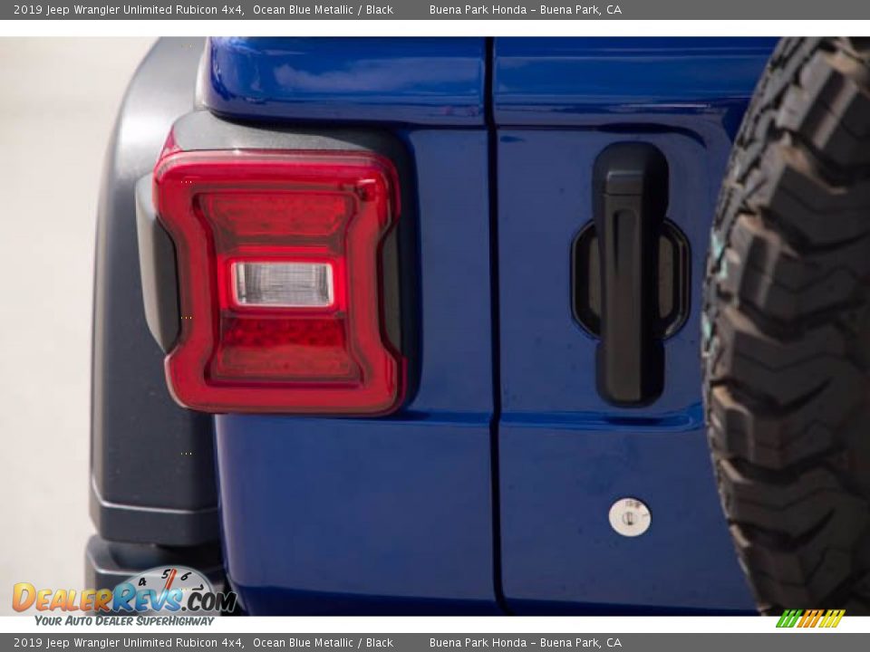 2019 Jeep Wrangler Unlimited Rubicon 4x4 Ocean Blue Metallic / Black Photo #10
