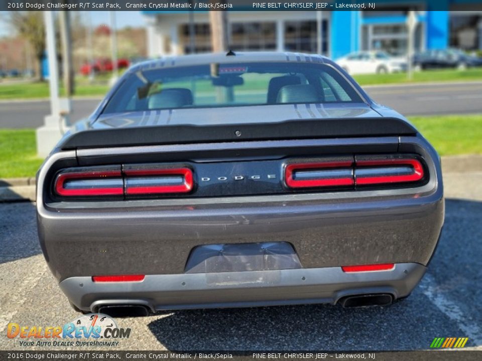 2016 Dodge Challenger R/T Scat Pack Granite Crystal Metallic / Black/Sepia Photo #4