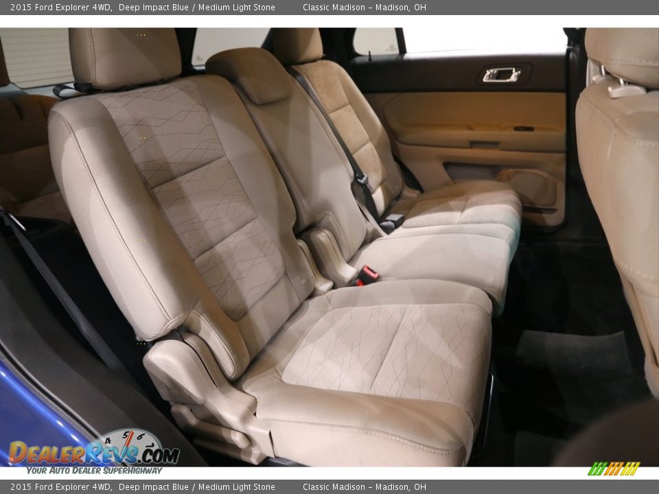2015 Ford Explorer 4WD Deep Impact Blue / Medium Light Stone Photo #14