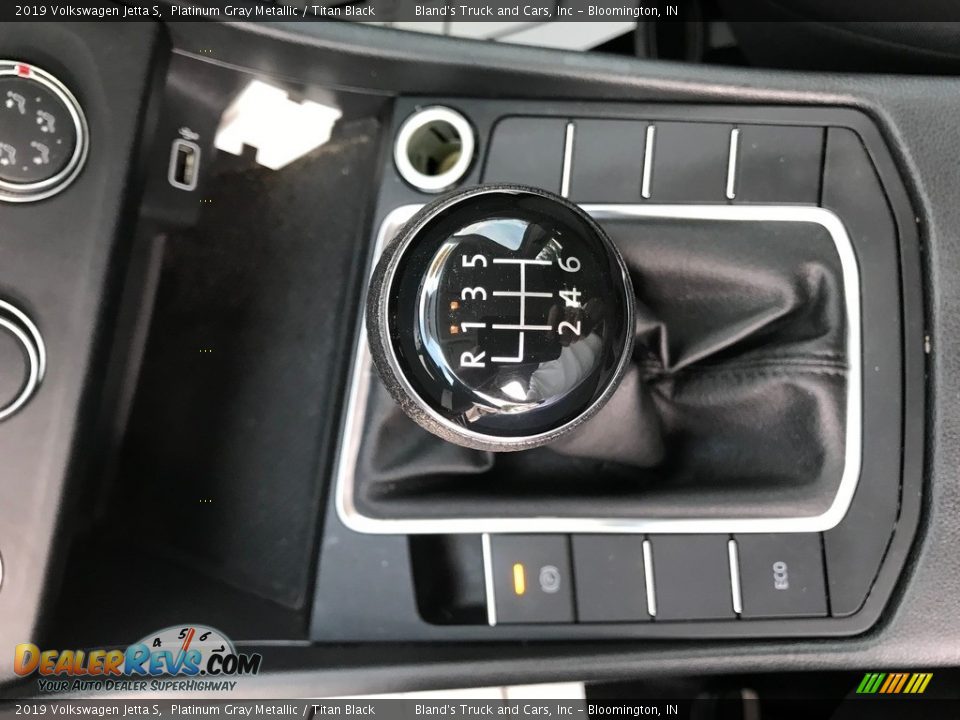 2019 Volkswagen Jetta S Shifter Photo #19