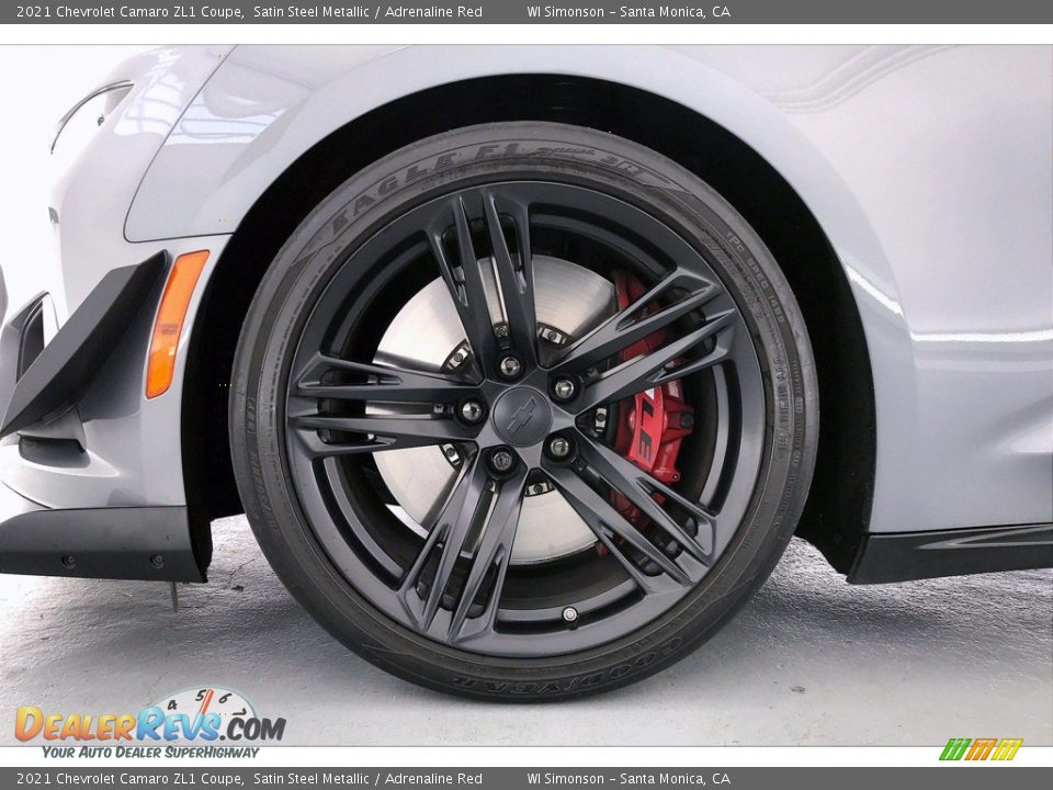 2021 Chevrolet Camaro ZL1 Coupe Wheel Photo #8