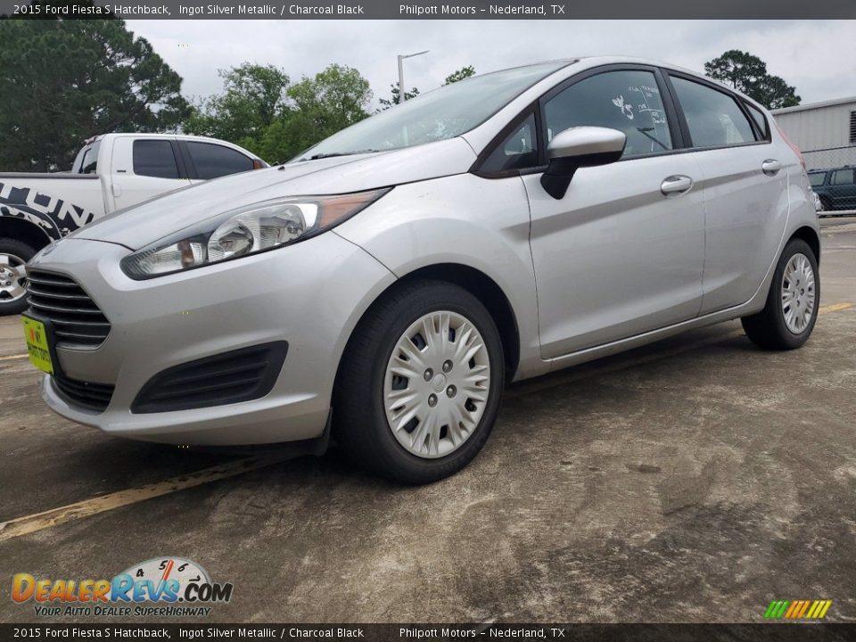 2015 Ford Fiesta S Hatchback Ingot Silver Metallic / Charcoal Black Photo #2