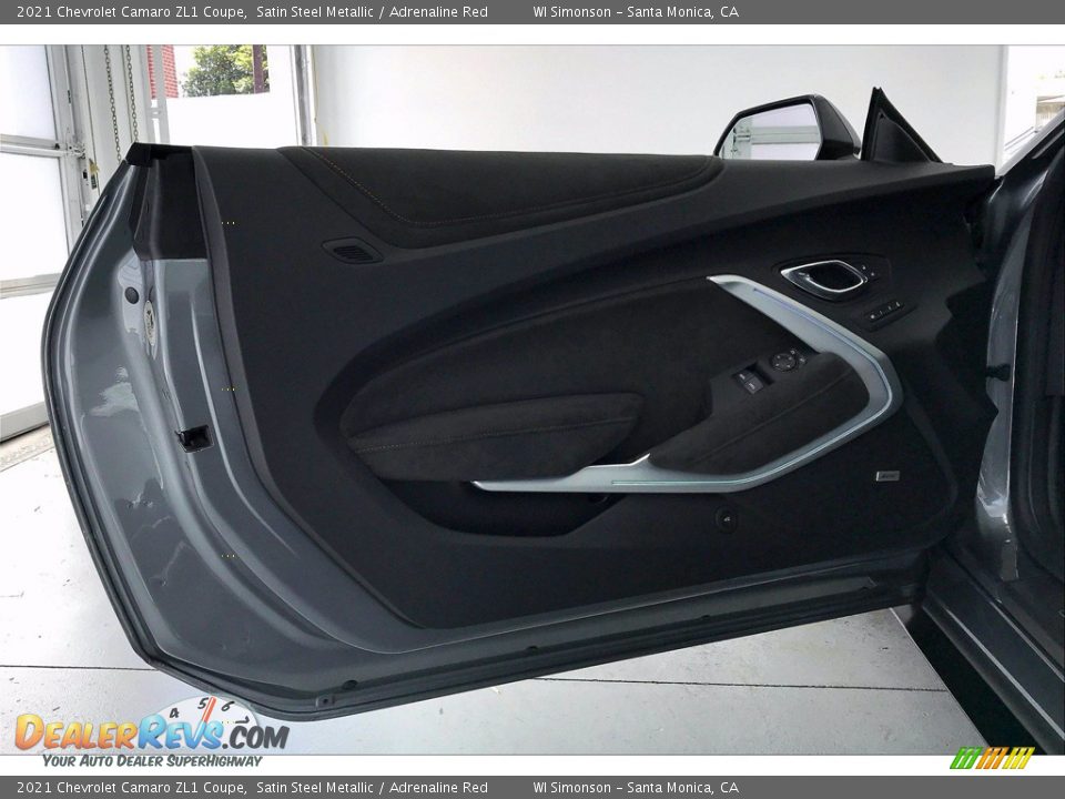 Door Panel of 2021 Chevrolet Camaro ZL1 Coupe Photo #26