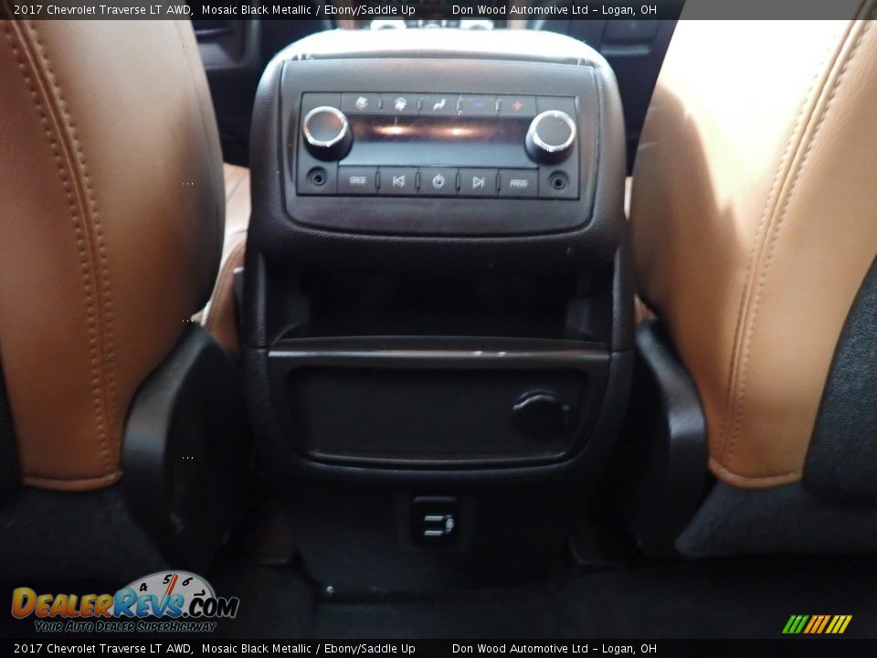 2017 Chevrolet Traverse LT AWD Mosaic Black Metallic / Ebony/Saddle Up Photo #32