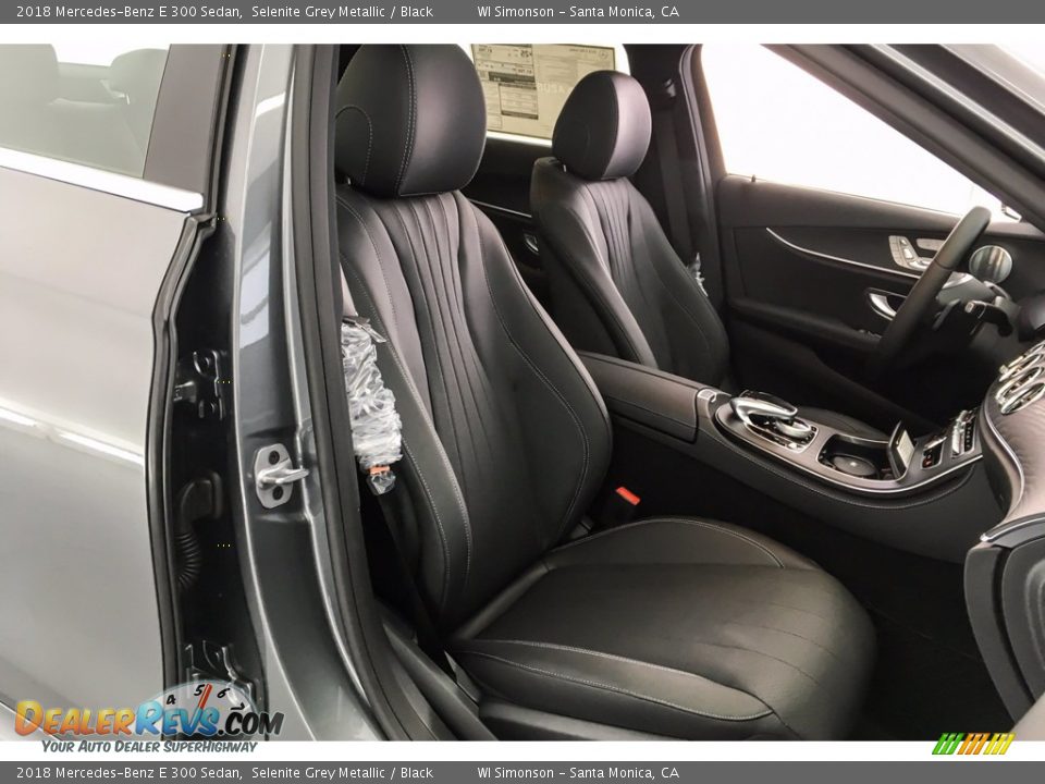 2018 Mercedes-Benz E 300 Sedan Selenite Grey Metallic / Black Photo #2