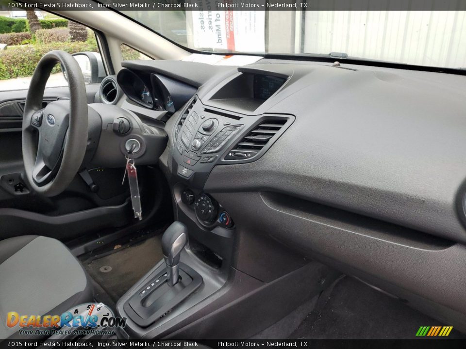 2015 Ford Fiesta S Hatchback Ingot Silver Metallic / Charcoal Black Photo #26
