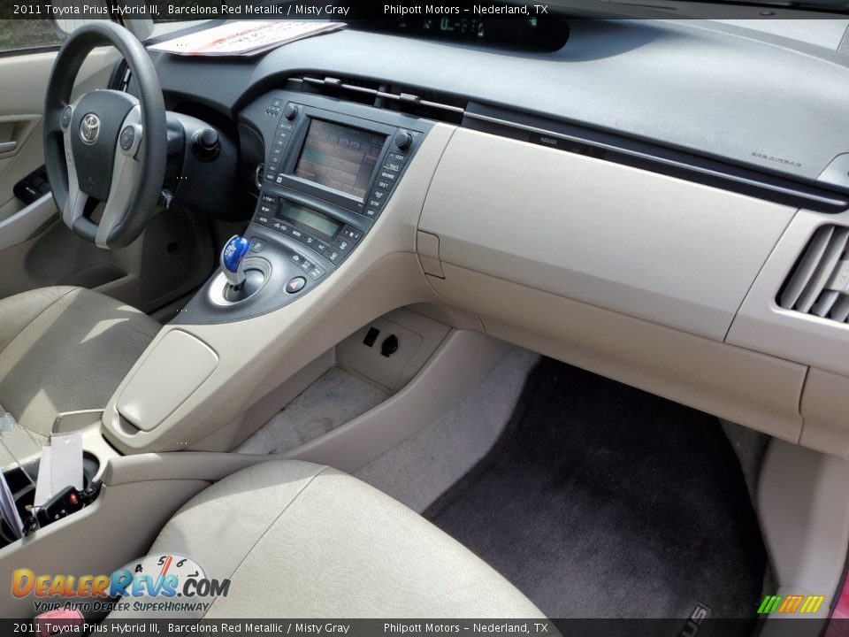 2011 Toyota Prius Hybrid III Barcelona Red Metallic / Misty Gray Photo #29