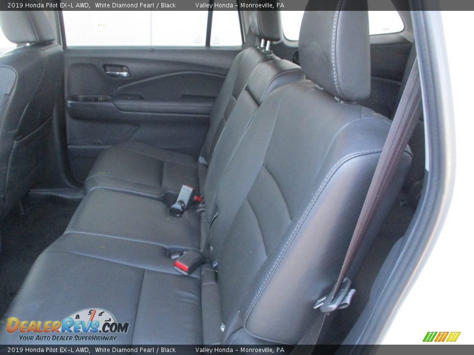 2019 Honda Pilot EX-L AWD White Diamond Pearl / Black Photo #11