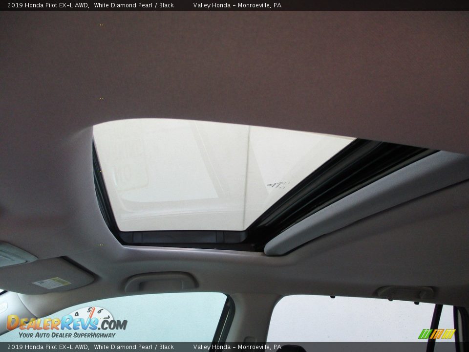 2019 Honda Pilot EX-L AWD White Diamond Pearl / Black Photo #13