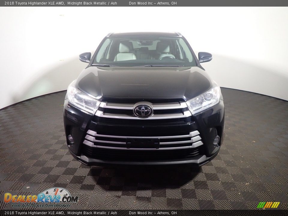 2018 Toyota Highlander XLE AWD Midnight Black Metallic / Ash Photo #8