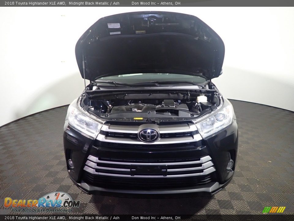 2018 Toyota Highlander XLE AWD Midnight Black Metallic / Ash Photo #9