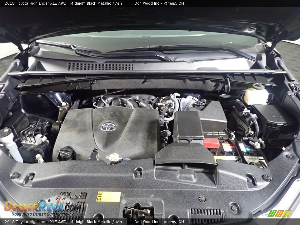 2018 Toyota Highlander XLE AWD Midnight Black Metallic / Ash Photo #10