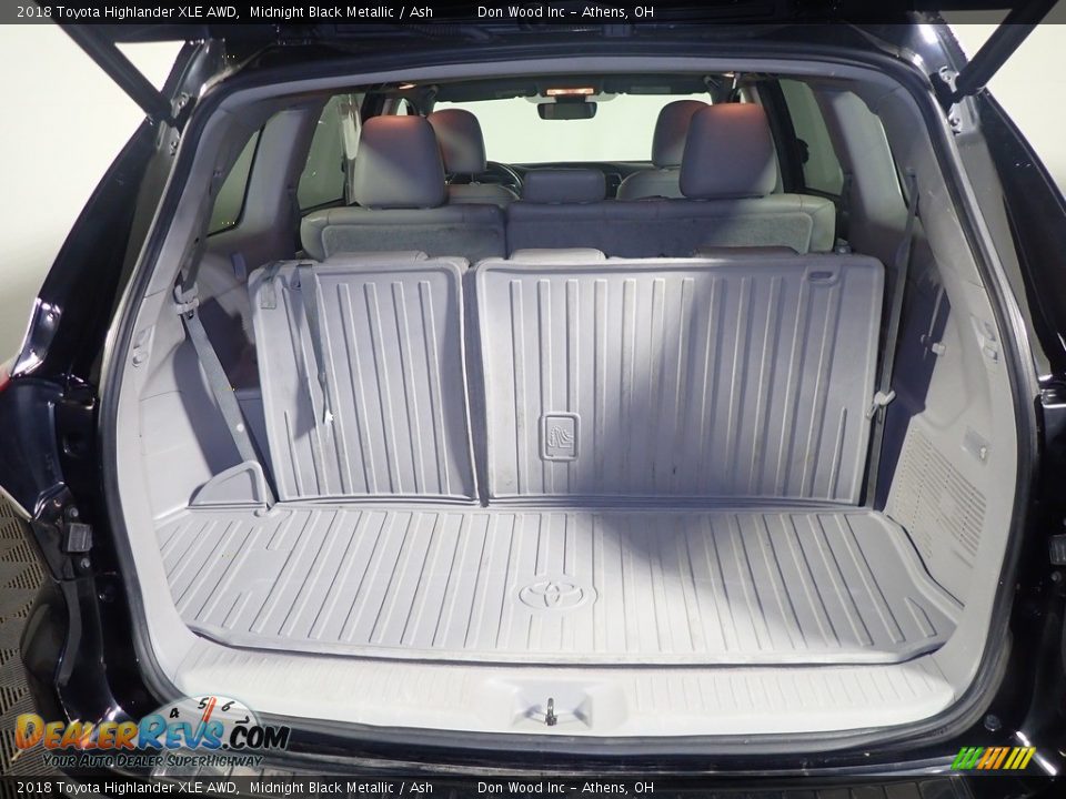 2018 Toyota Highlander XLE AWD Midnight Black Metallic / Ash Photo #19