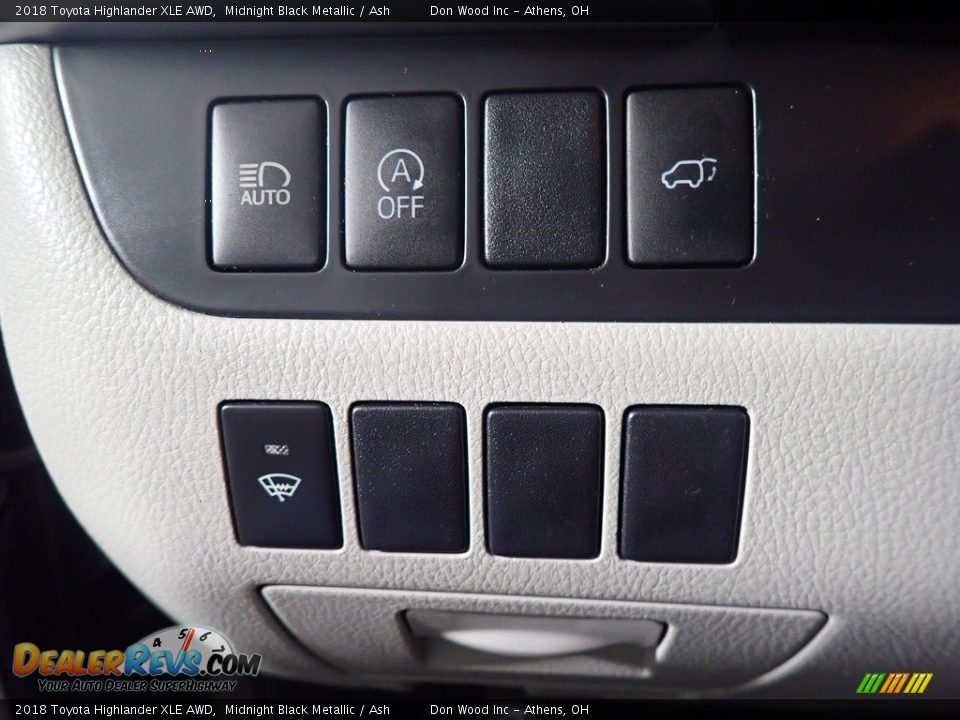 2018 Toyota Highlander XLE AWD Midnight Black Metallic / Ash Photo #35