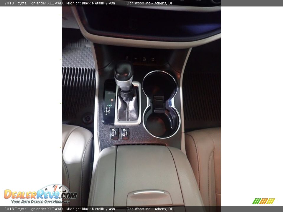 2018 Toyota Highlander XLE AWD Midnight Black Metallic / Ash Photo #36