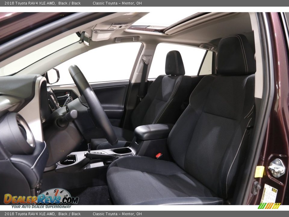 2018 Toyota RAV4 XLE AWD Black / Black Photo #5