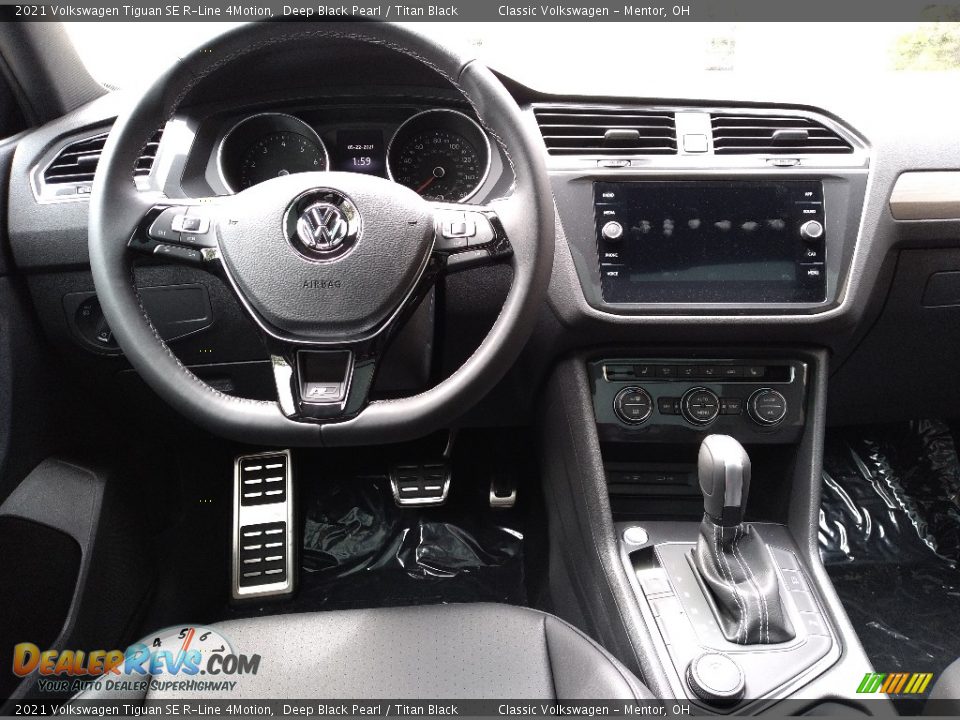 Dashboard of 2021 Volkswagen Tiguan SE R-Line 4Motion Photo #3