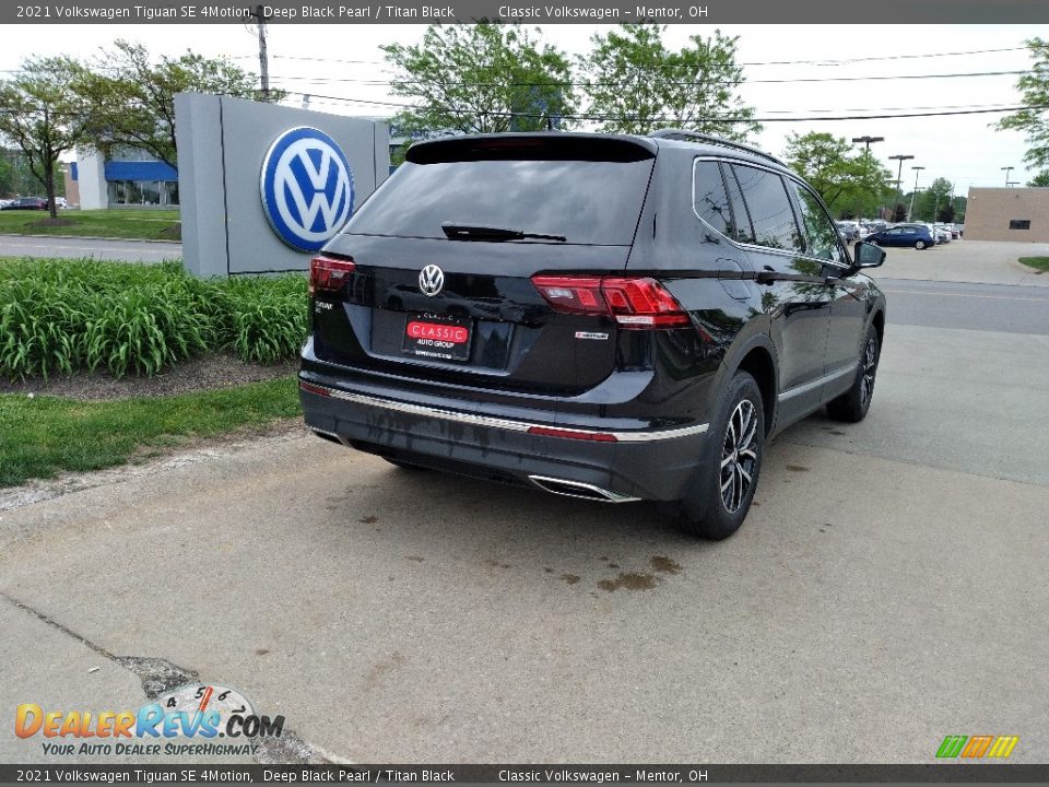 2021 Volkswagen Tiguan SE 4Motion Deep Black Pearl / Titan Black Photo #2