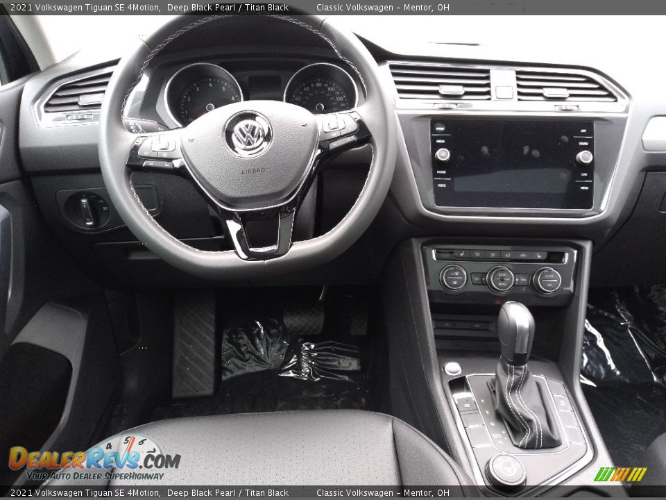 2021 Volkswagen Tiguan SE 4Motion Deep Black Pearl / Titan Black Photo #3