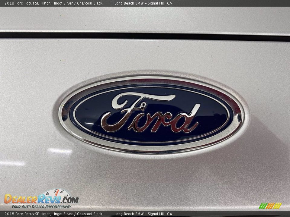 2018 Ford Focus SE Hatch Ingot Silver / Charcoal Black Photo #8