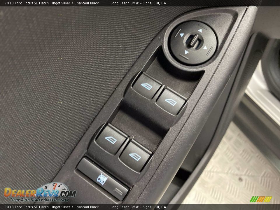 2018 Ford Focus SE Hatch Ingot Silver / Charcoal Black Photo #14