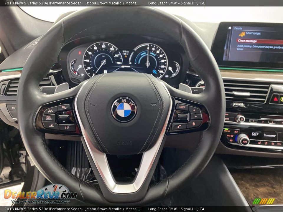 2018 BMW 5 Series 530e iPerfomance Sedan Steering Wheel Photo #18