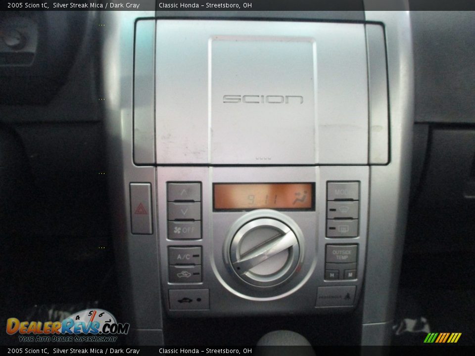 2005 Scion tC Silver Streak Mica / Dark Gray Photo #28