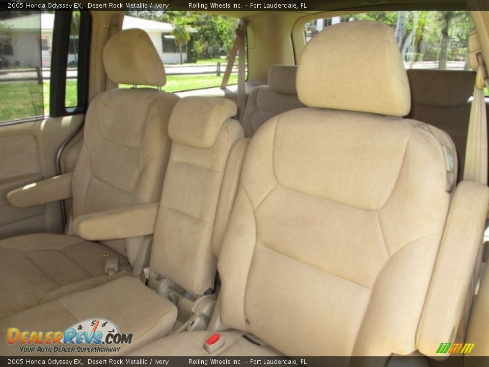 2005 Honda Odyssey EX Desert Rock Metallic / Ivory Photo #8