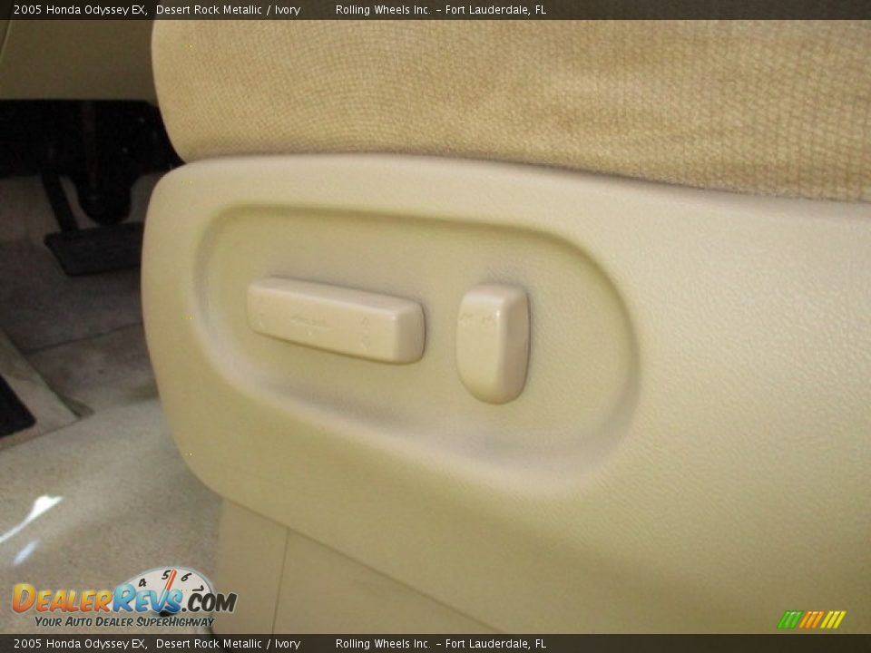 2005 Honda Odyssey EX Desert Rock Metallic / Ivory Photo #15