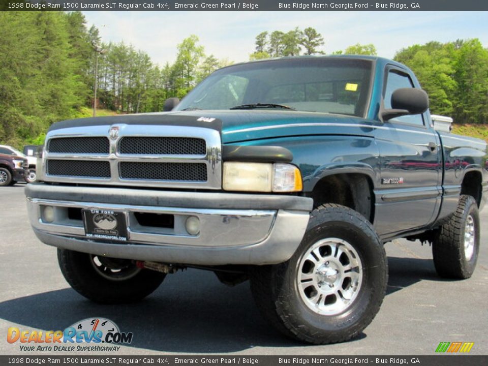 Front 3/4 View of 1998 Dodge Ram 1500 Laramie SLT Regular Cab 4x4 Photo #1