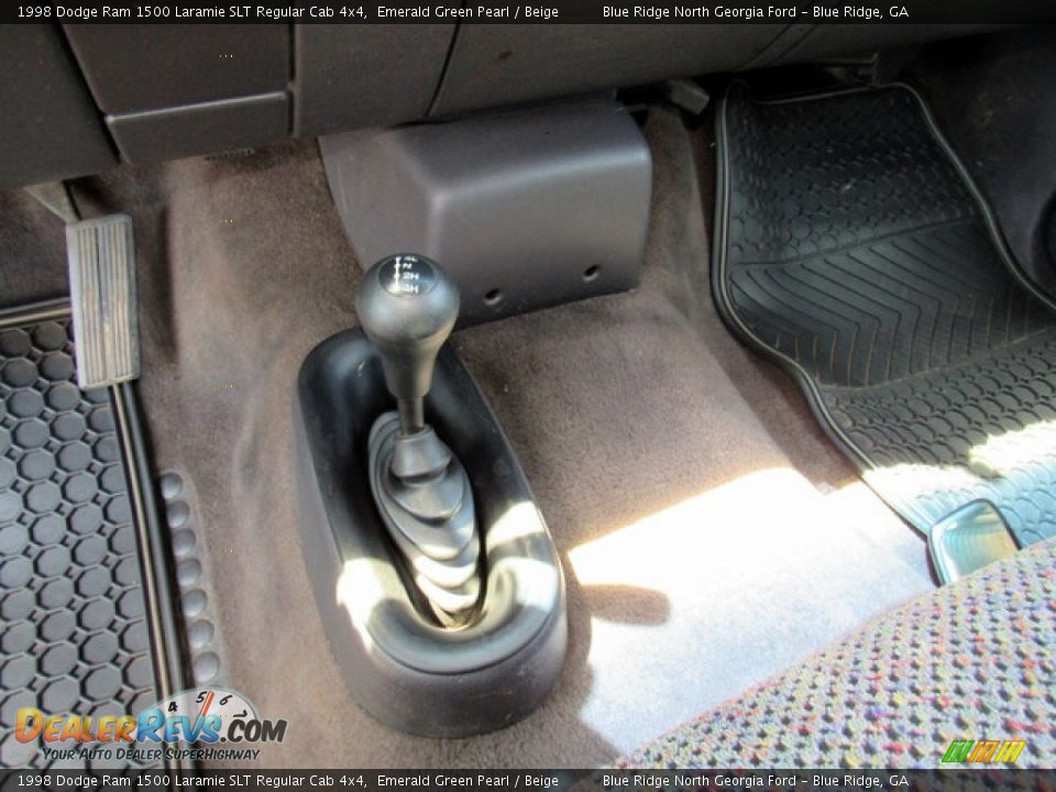 Controls of 1998 Dodge Ram 1500 Laramie SLT Regular Cab 4x4 Photo #16