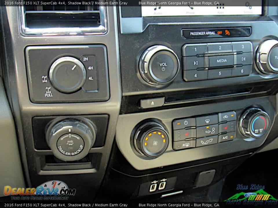 2016 Ford F150 XLT SuperCab 4x4 Shadow Black / Medium Earth Gray Photo #18