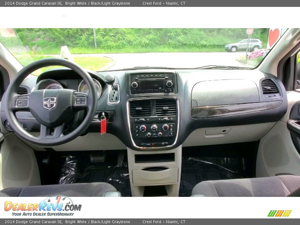 2014 Dodge Grand Caravan SE Bright White / Black/Light Graystone Photo #17